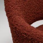 Model 71 Eetkamerstoel in Alpaca en Mohair Bouclé van Pierre Frey