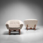Model 1200 ‘Corona’ Armchairs, Set of 2
