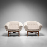 Model 1200 ‘Corona’ Armchairs, Set of 2